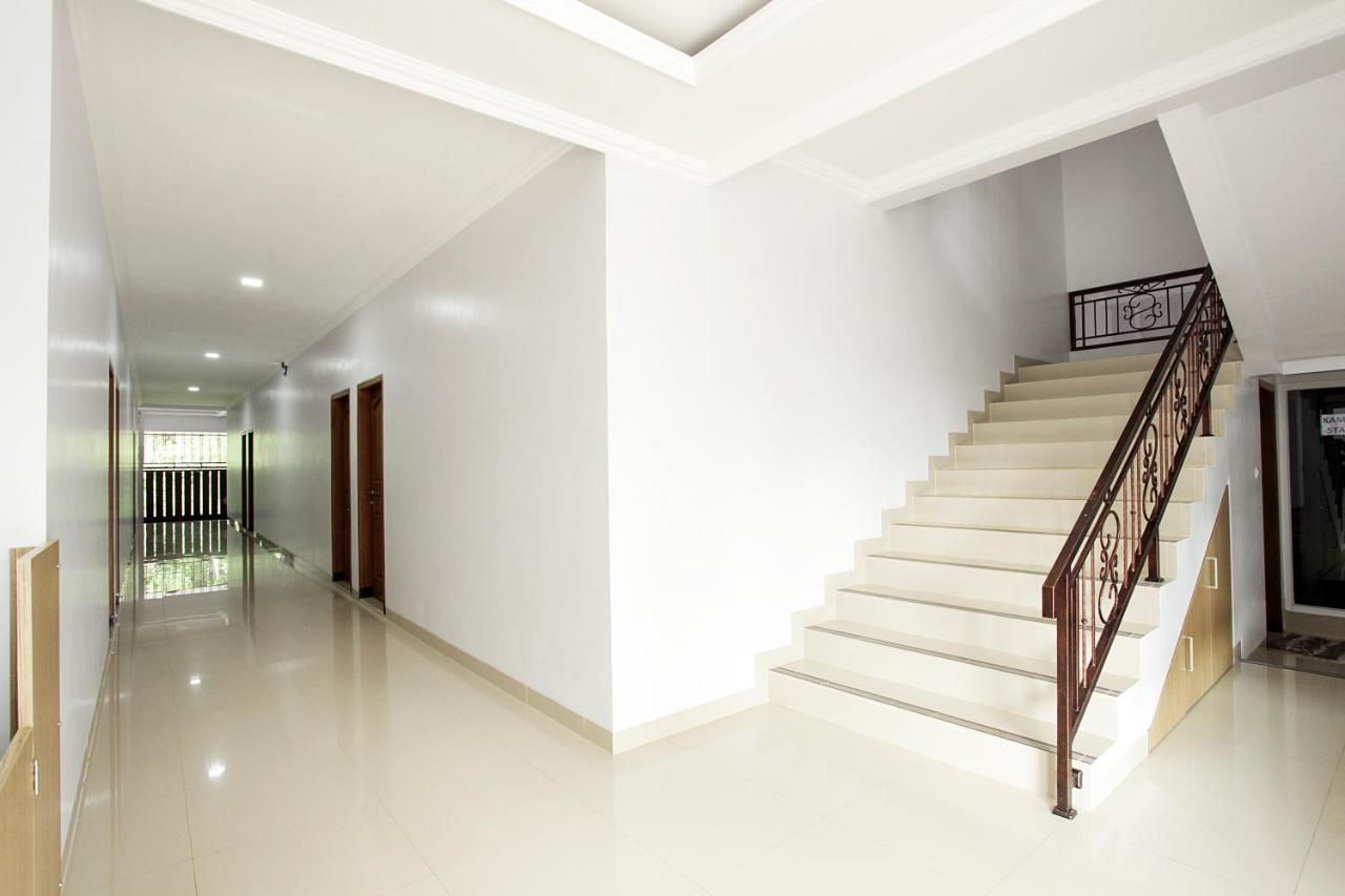 Banua Raya Homestay Yogyakarta Exterior photo