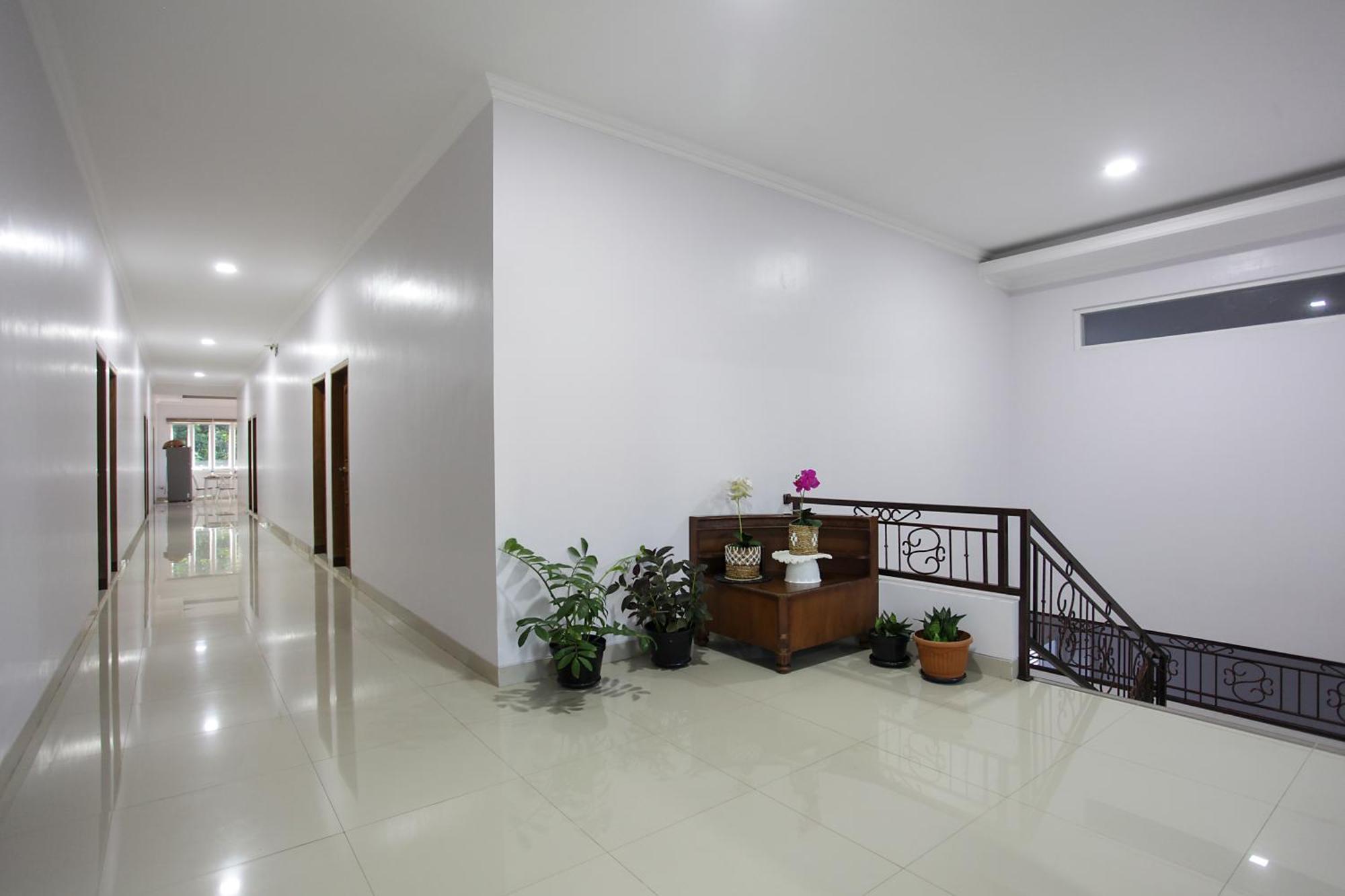 Banua Raya Homestay Yogyakarta Exterior photo